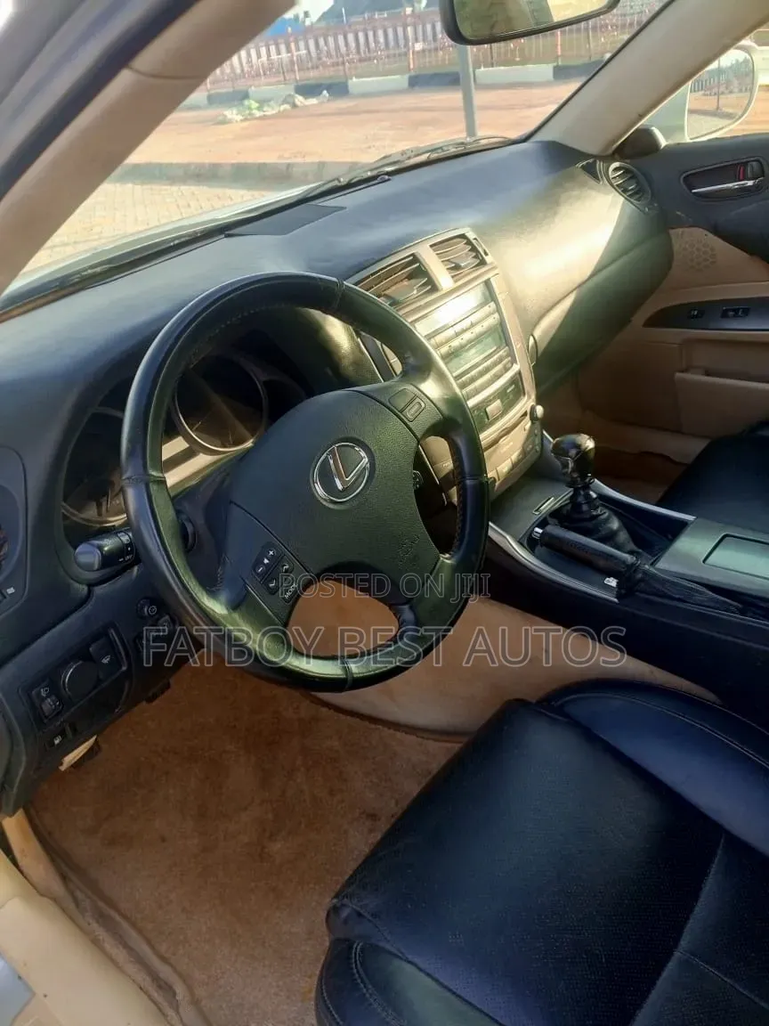 Lexus IS 2007 Silver