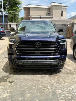 Toyota Sequoia Limited 4WD 2024 Blue