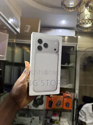 New Apple iPhone 17 Pro Max 256 GB Silver