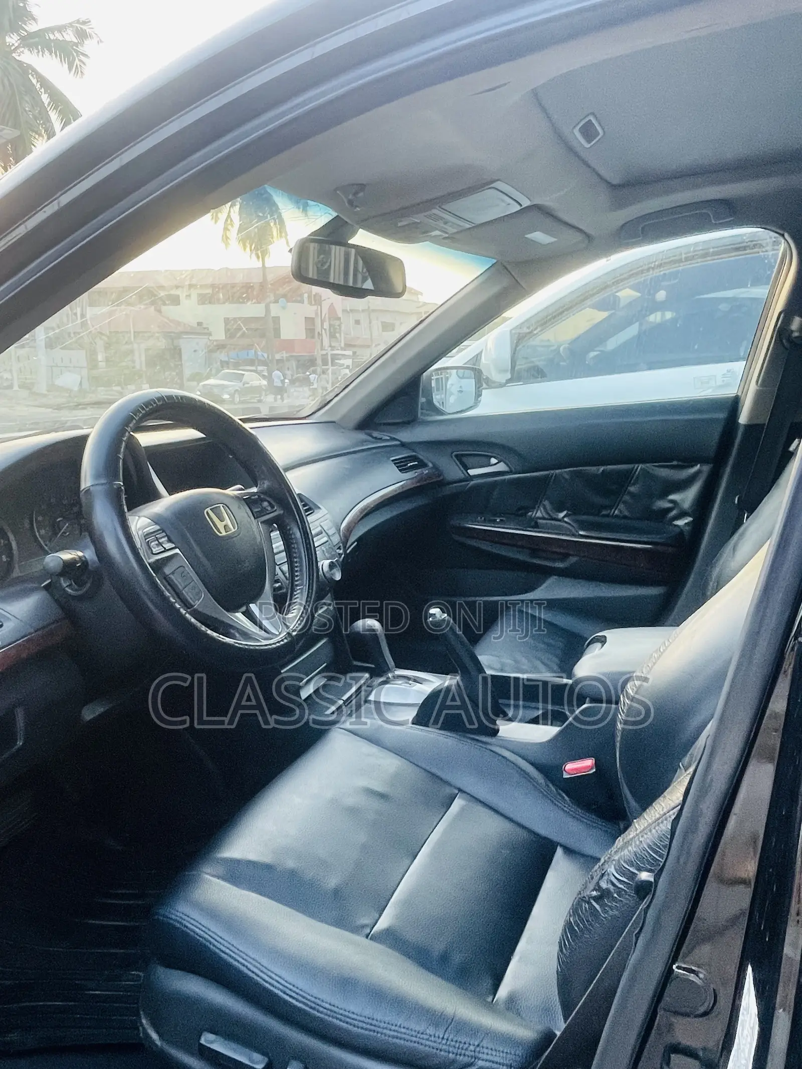 Honda Crosstour 2010 Black