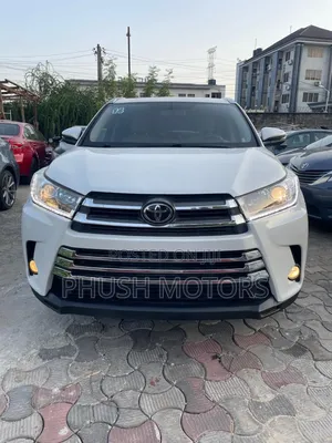Toyota Highlander Limited 4dr SUV AWD (3.5L 6cyl 6A) 2014 White