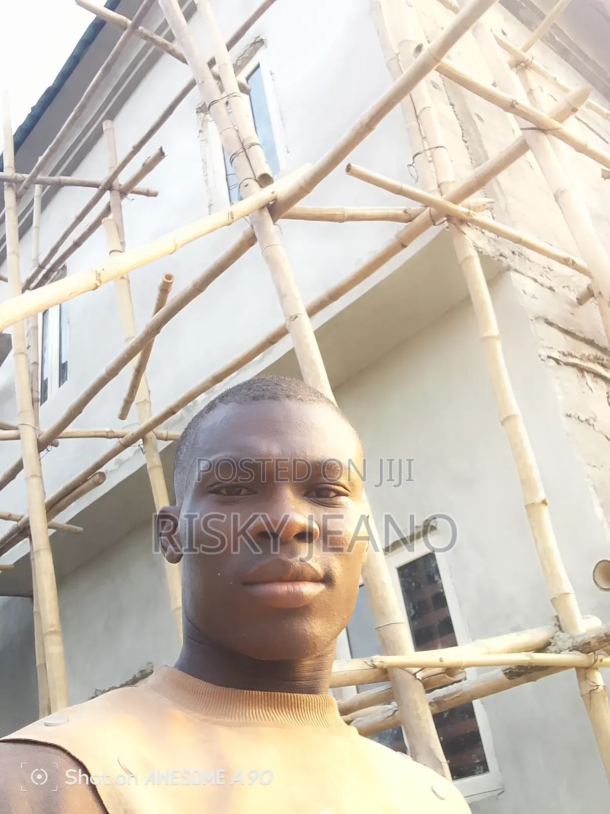 I'm a Professional Bricklayer in Benin City, Edo State