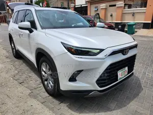 Toyota Highlander Limited AWD 2024 White