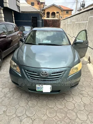 Toyota Camry LE 4dr Sedan (2.4L 4cyl 5A) 2009 Green
