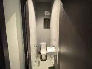 Furnished 1bdrm Block of Flats in Freedom Way, Lekki Phase 1 for sale