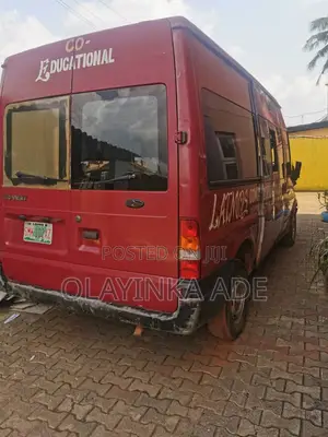 Ford Transit 2005 Red