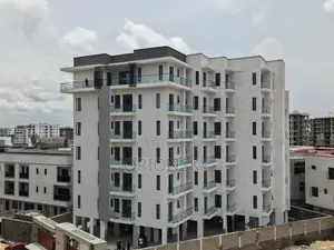 1bdrm Apartment in Freedom Way, Lekki Phase 1 for sale