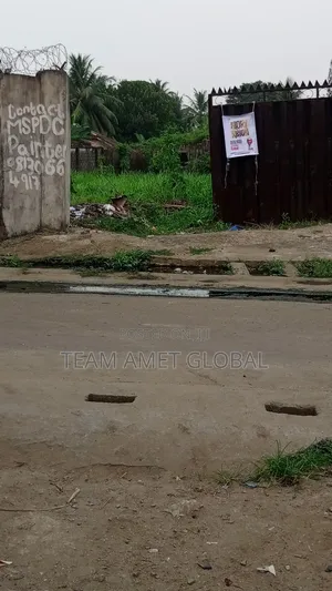 Distress Sales, 4plots of Land