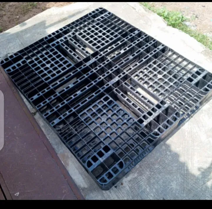 Every Plastic Plastix