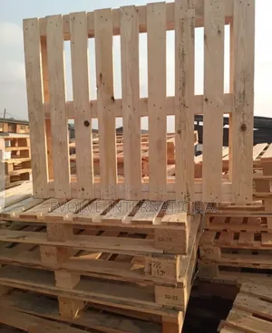 Wooden R Pallets