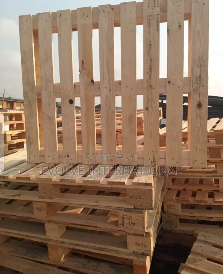 Wooden R Pallets