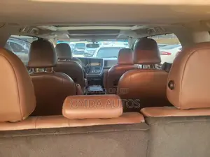 Toyota Sienna Limited Premium 7 Passenger (3.5L 6cyl 8A) 2017 Gray