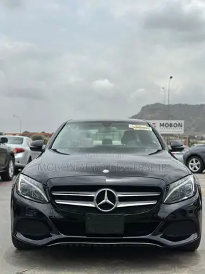 Mercedes-Benz C300 2016 Black