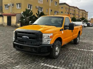 Ford F-250 XLT 2011 Yellow
