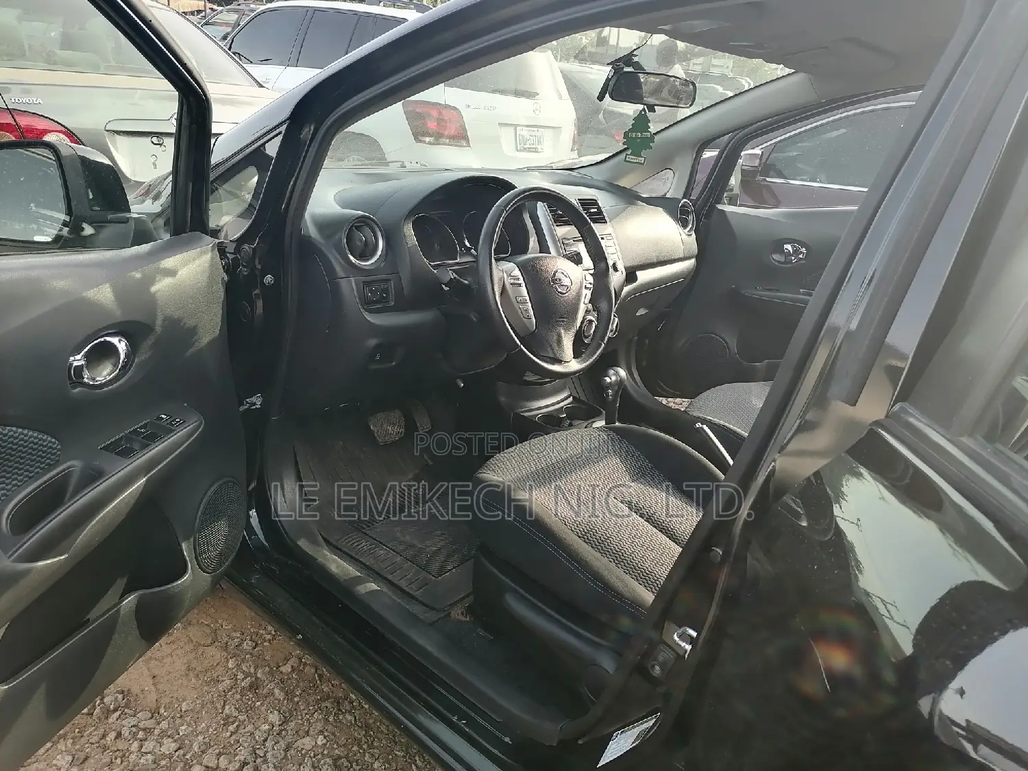Nissan Versa 2014 Black