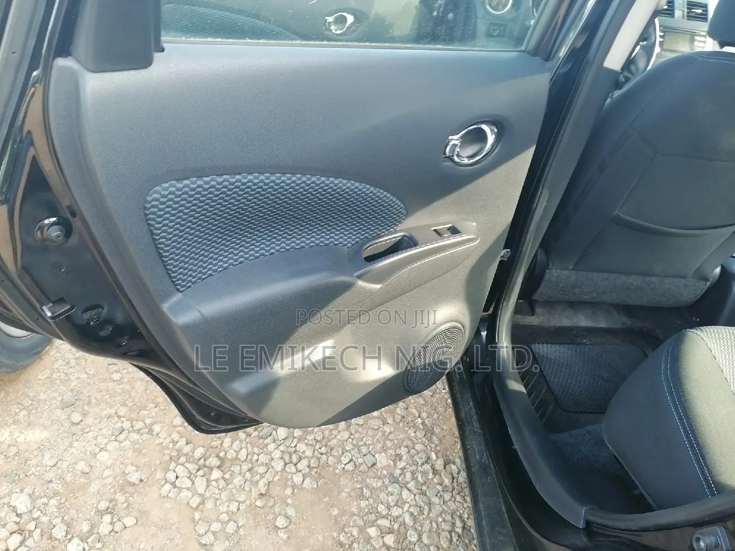 Nissan Versa 2014 Black