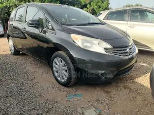 Nissan Versa 2014 Black