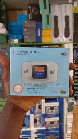 Brand New Universal 4g/5g Mifi Router With LCD Display (3000mah)