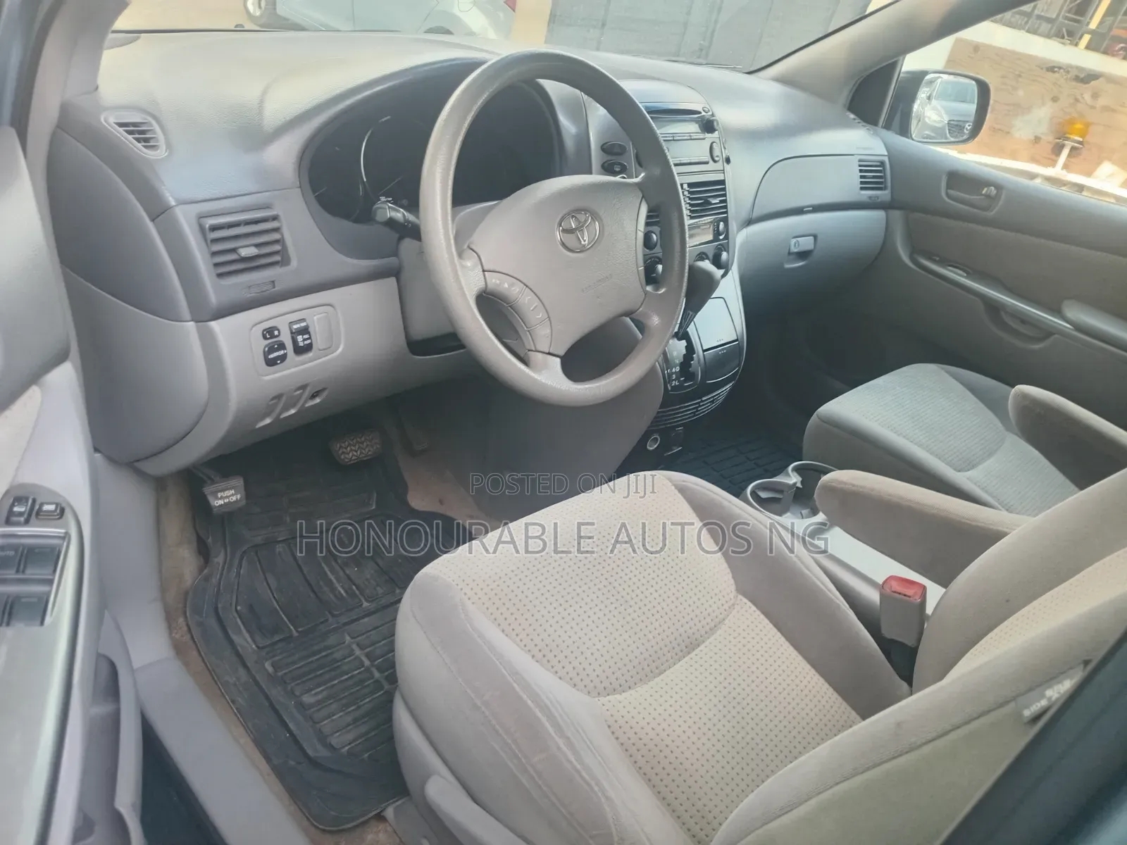 Toyota Sienna LE 2009 Blue