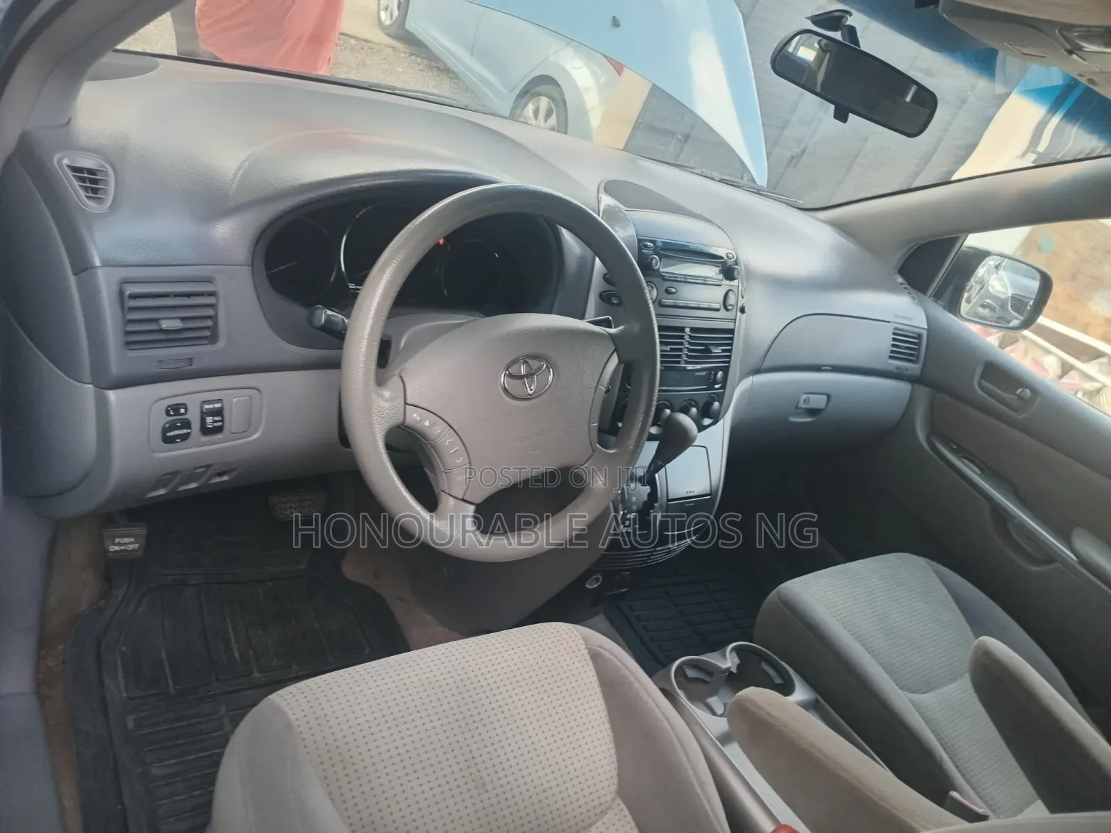 Toyota Sienna LE 2009 Blue