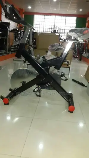 Commercial Spinning Bike YWO