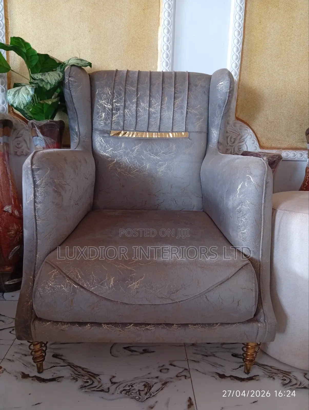 Luxdior Baron Sofa Collection
