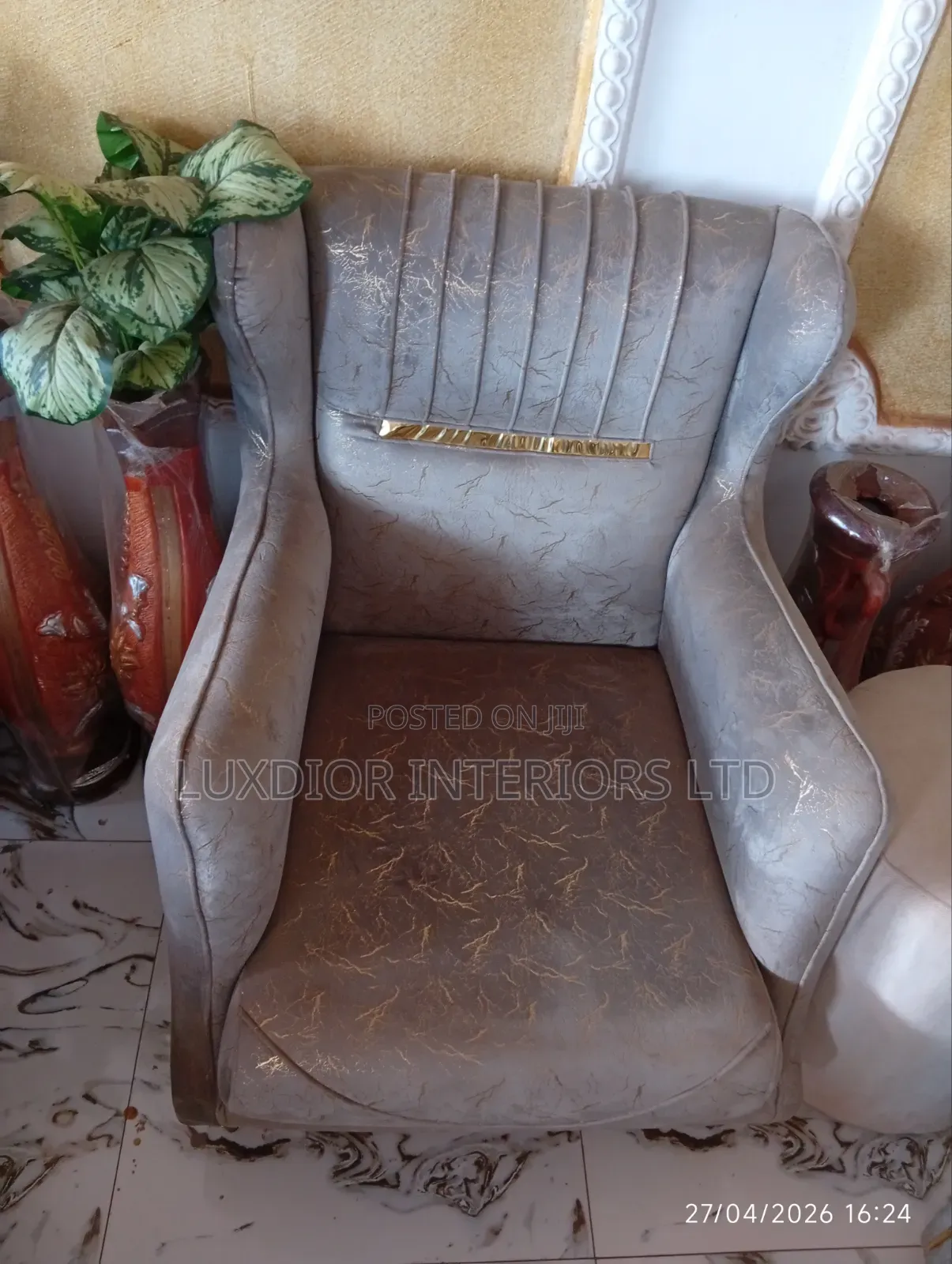Luxdior Baron Sofa Collection