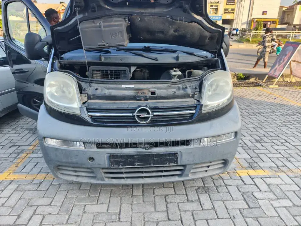 Opel Vivaro 2007 Black