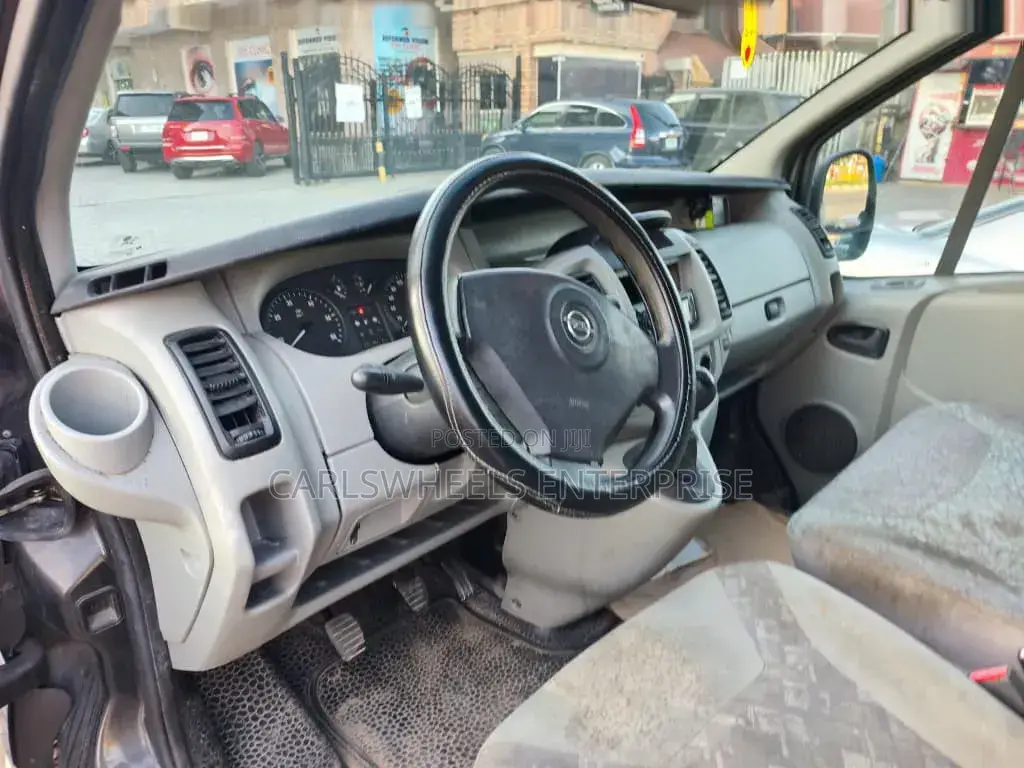 Opel Vivaro 2007 Black
