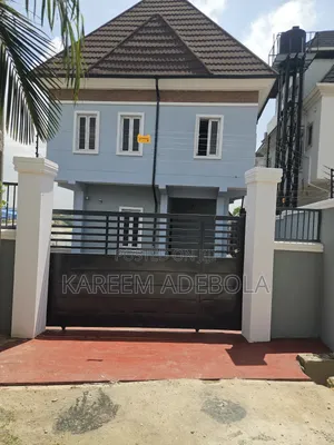 5bdrm Duplex in Waterfront, Magodo Isheri for sale