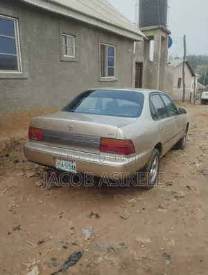 Toyota Corolla Sedan 2001 Silver