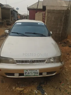 Toyota Corolla Sedan 2001 Silver
