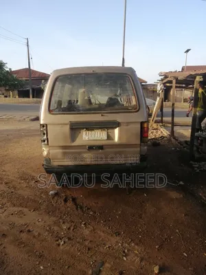 Suzuki APV Minibus 2008 Brown