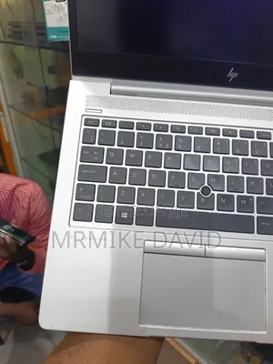 Laptop HP EliteBook 840 G5 8GB Intel Core i7 SSD 256GB