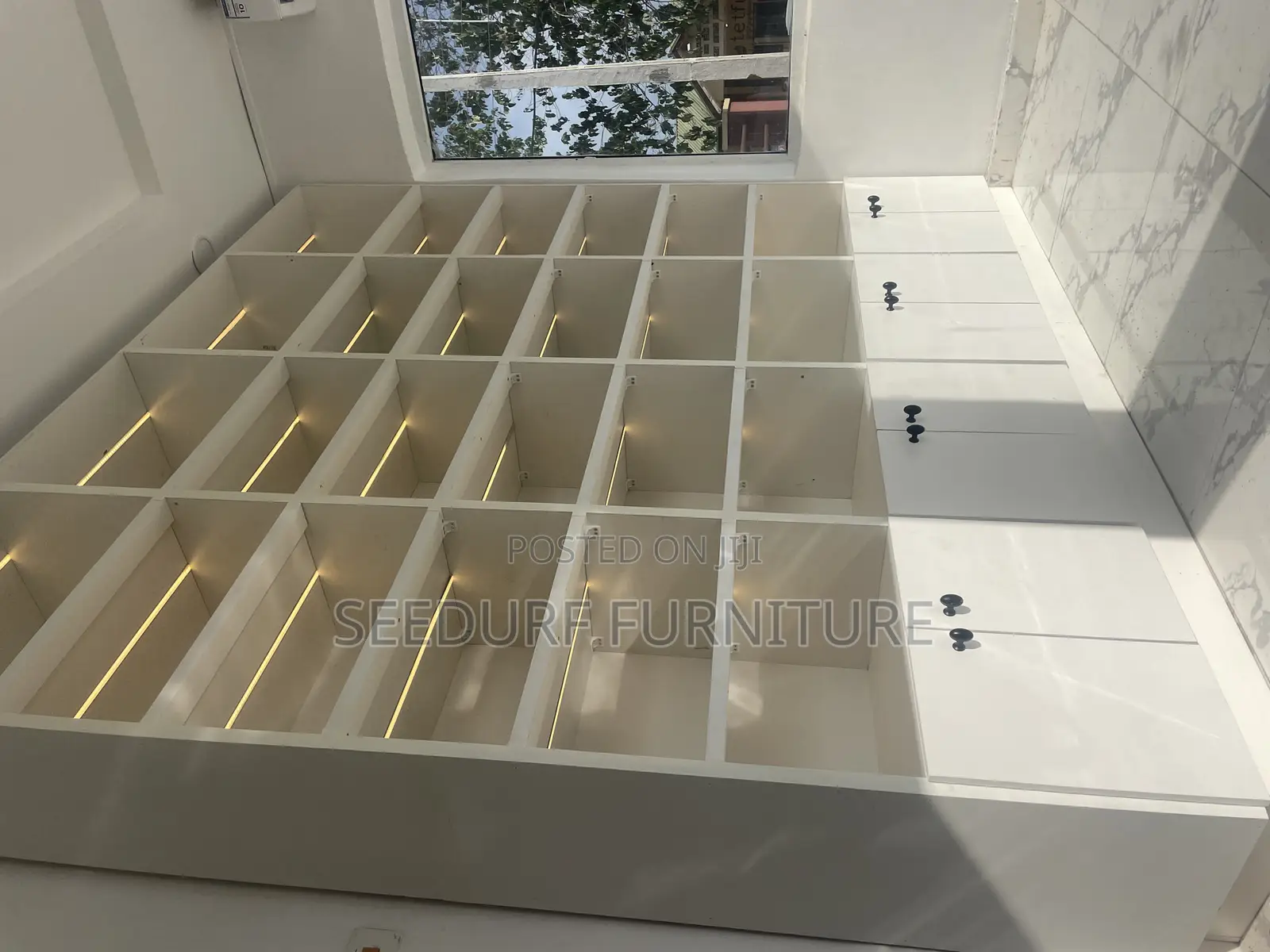 A Display Shelve