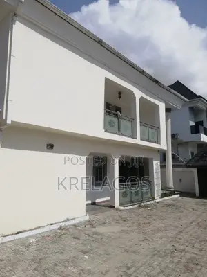 5bdrm Duplex in Chevron for sale