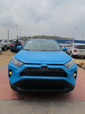Toyota RAV4 2021 Blue