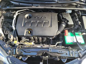 Toyota Corolla S Plus 4dr Sedan (1.8L 4cyl 6M) 2014 Black