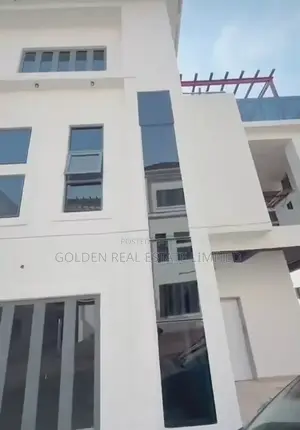 5bdrm Duplex in Central Business District for sale