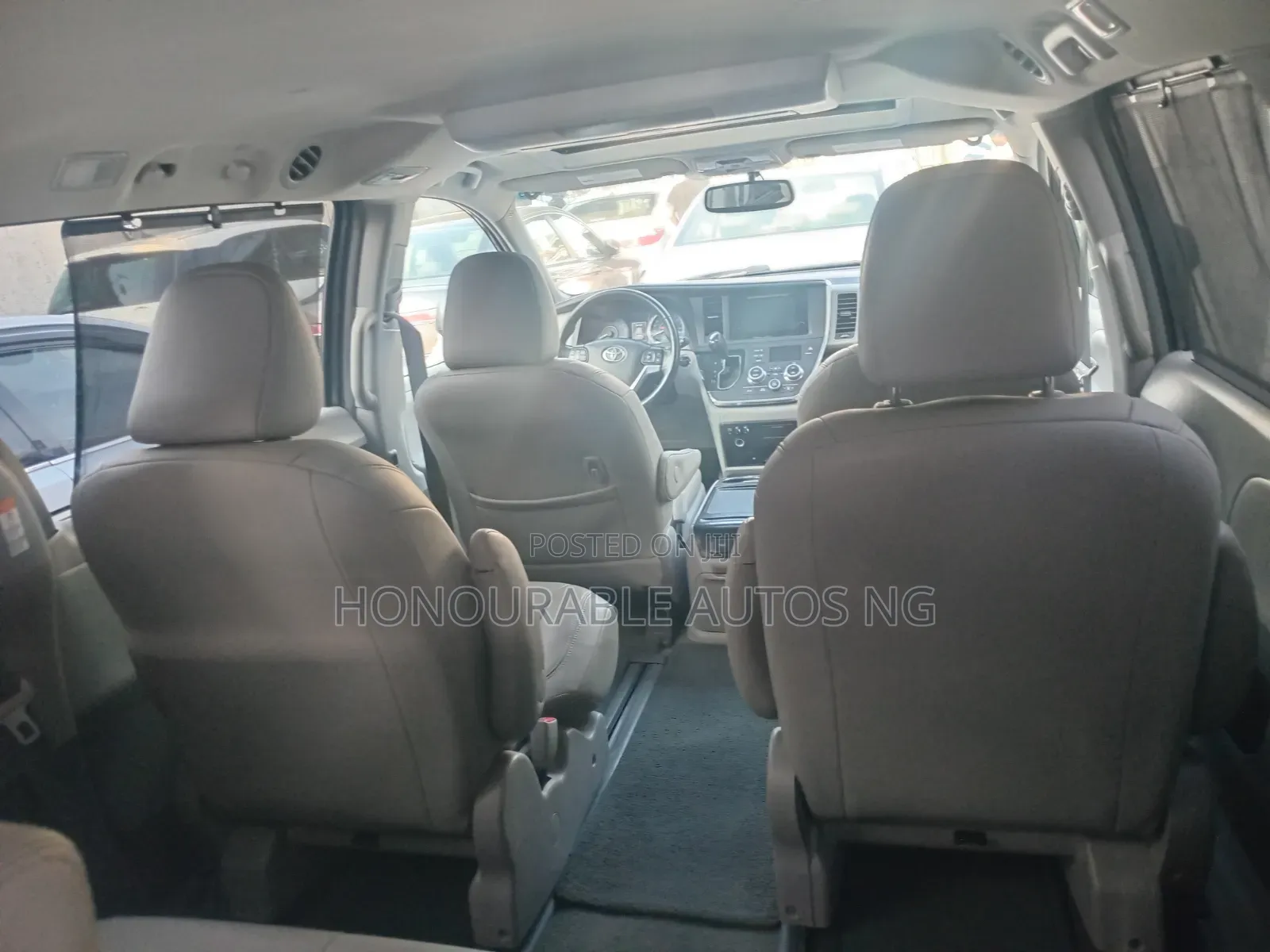 Toyota Sienna 2015 Gray