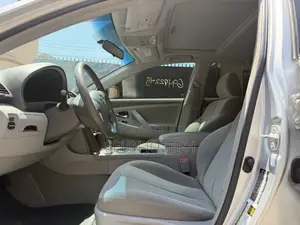 Toyota Camry LE 4dr Sedan (2.4L 4cyl 5A) 2009 Silver
