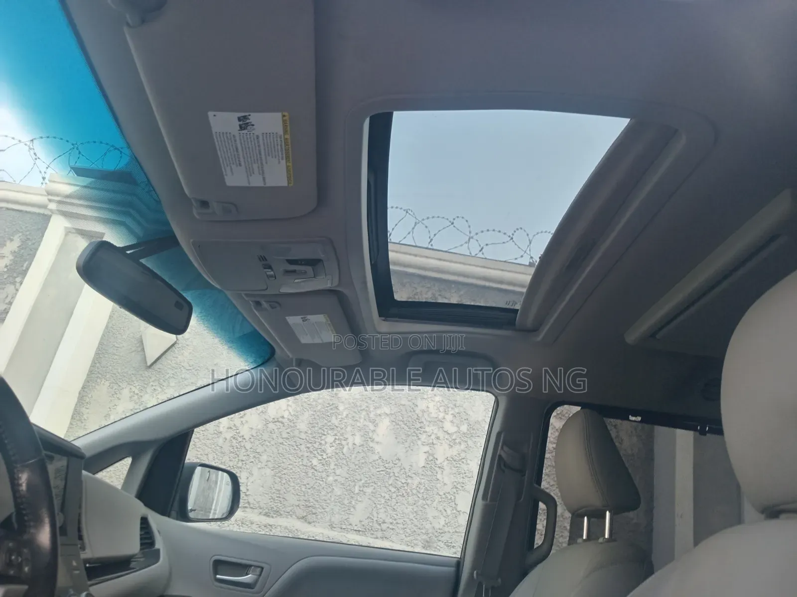 Toyota Sienna 2015 Gray