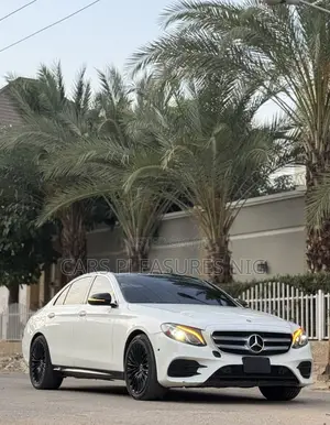 Mercedes-Benz E300 2017 White