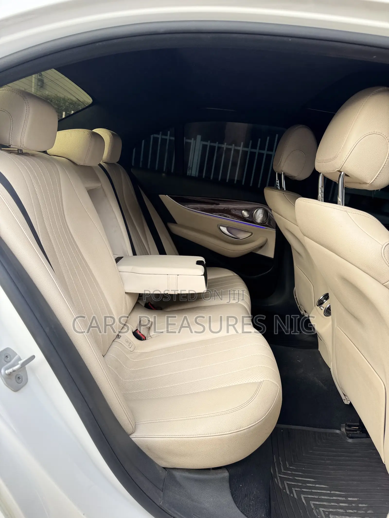 Mercedes-Benz E300 2017 White