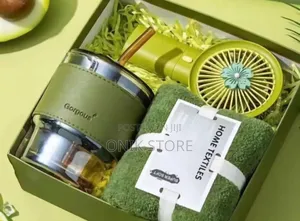 Luxury Green 3-in-1 Gift Set - Glass Tumbler, Mini Fan Face Towel