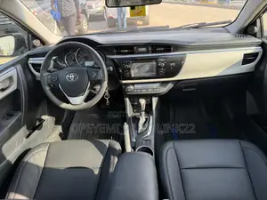 Toyota Corolla LE Eco 4dr Sedan (1.8L 4cyl CVT) 2015 Gray