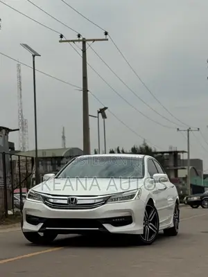 Honda Accord Touring 4dr Sedan FWD (3.5L 6cyl 6A) 2016 White