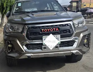 Toyota Fortuner 2013 Gold