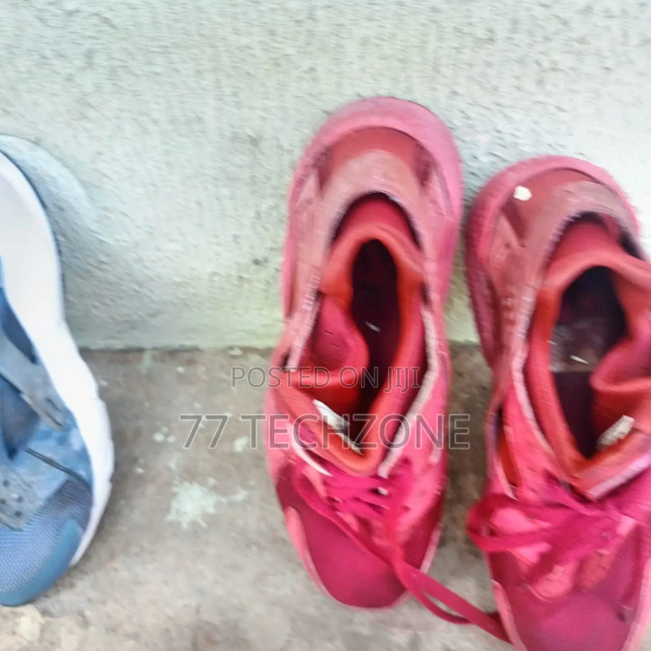 Nike Combo Foots