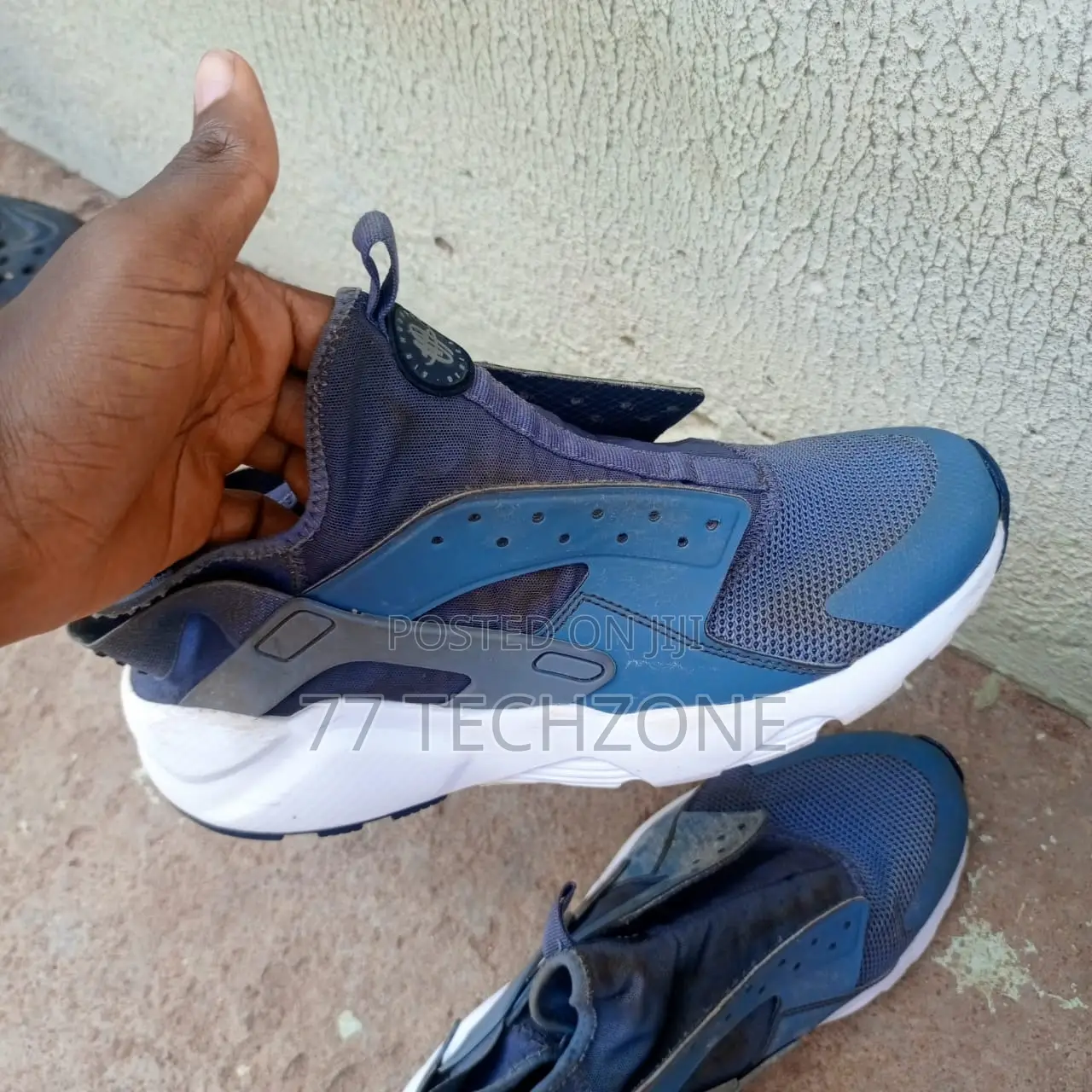 Nike Combo Foots
